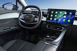 OMODA C5: салон, торпедо и руль
