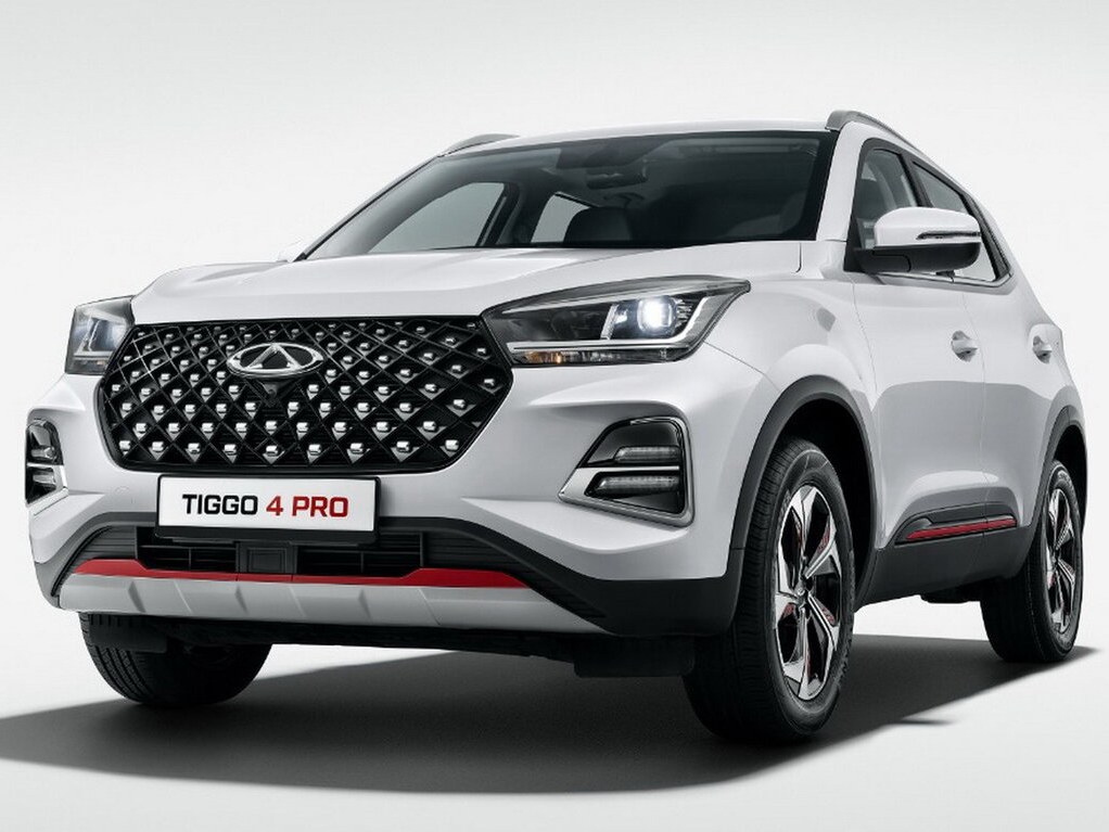 Chery Tiggo 4 Pro 1.5 AT Family: вид спереди сбоку