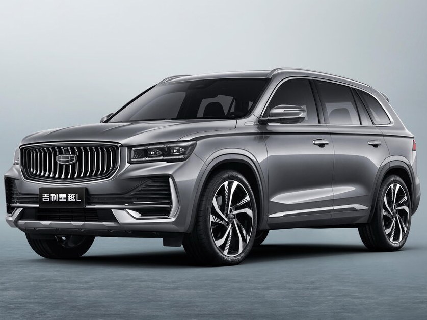 Geely Monjaro: вид спереди сбоку