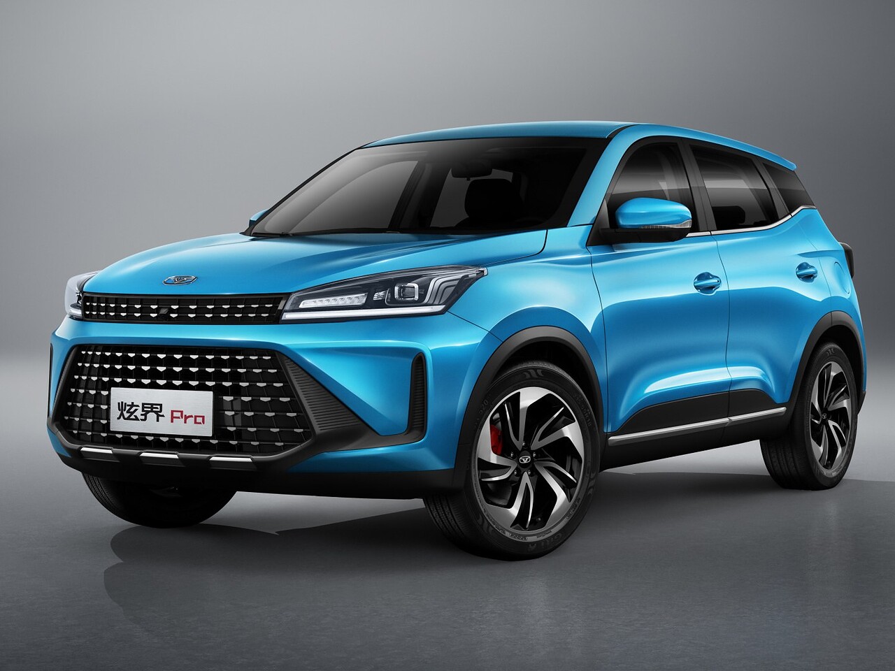 Kaiyi X3 Pro (I поколение, 2023 - 2026 г.в.): вид спереди сбоку