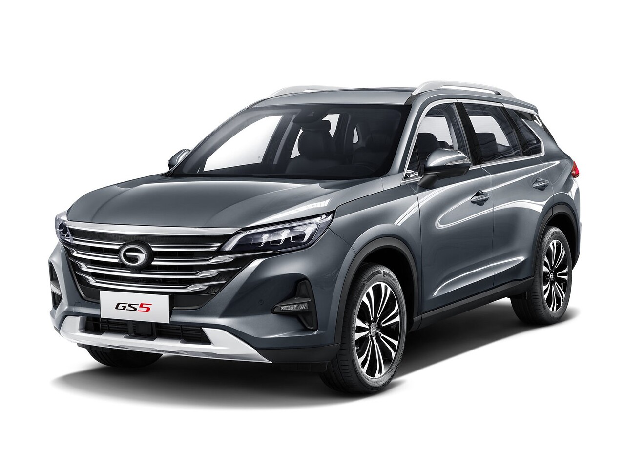 GAC GS5 (I поколение, 2020 - 2024 г.в.): вид спереди сбоку