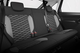 ВАЗ (Lada) Granta Active Cross: задний ряд