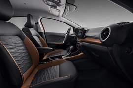 ВАЗ (Lada) Iskra SW Cross: салон, передний ряд