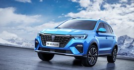 MG RX5: салон, торпедо и руль