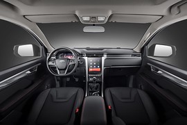 JAC T8 Pro: салон, торпедо и руль