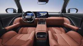 Changan UNI-S: салон