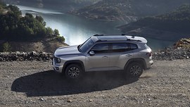 Haval H7: вид сзади сбоку