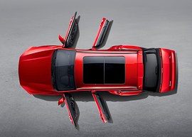 Haima 8S: вид спереди сбоку у здания