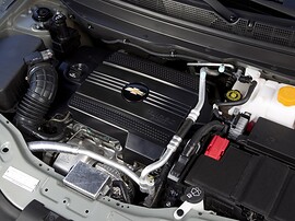 Chevrolet Captiva (I поколение рестайлинг, 2011 - 2013 г.в.): Подкапотное пространство