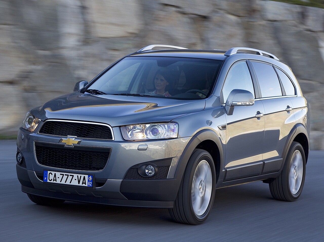 Chevrolet Captiva (I поколение рестайлинг, 2011 - 2013 г.в.): В движении по асфальтированной горной дороге