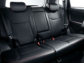 Chery Tiggo 5 2.0 MT Comfort: Задний ряд сидений из чёрной кожи