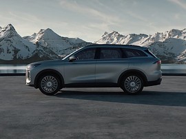 Chery Tiggo 9: вид сбоку