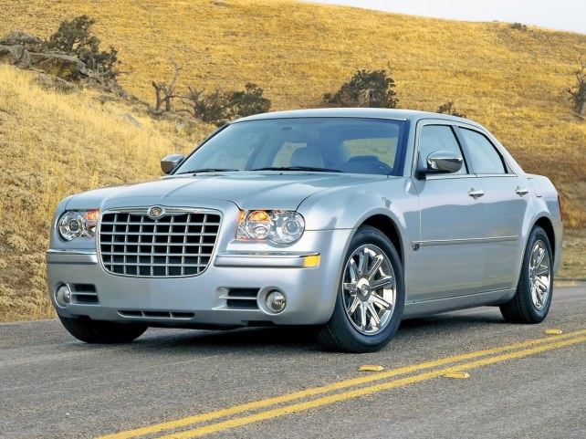 Chrysler 300C (I поколение, 2008 - 2010 г.в.) 