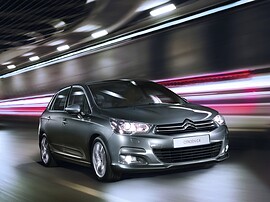 Citroen C4 хэтчбек 5-дв. (II поколение, 2011 - 2015 г.в.): Три четверти спереди в тоннеле с эффектом скорости