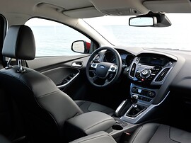 Ford Focus хэтчбек 5-дв. (III поколение, 2011 - 2015 г.в.): Салон с задних сидений