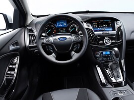 Ford Focus хэтчбек 5-дв. (III поколение, 2011 - 2015 г.в.): Руль, щиток и мультимедиа спереди