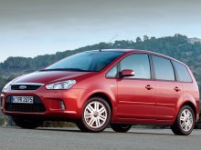 Ford C-MAX: Три четверти спереди на асфальте у холмов, красный кузов
