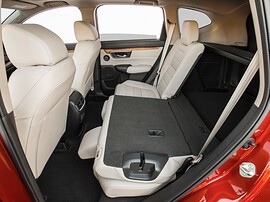 Honda CR-V 2.0 AT Executive: Задний ряд со сложенным сиденьем