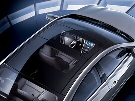 Hyundai Sonata (VI поколение, 2010 - 2015 г.в.): Панорамная крыша в приоткрытом положении