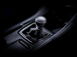 Hyundai Sonata (VI поколение, 2010 - 2015 г.в.): Крупный план рычага механической коробки передач