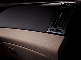 Hyundai Sonata (VI поколение, 2010 - 2015 г.в.): Панель приборов пассажирской стороны
