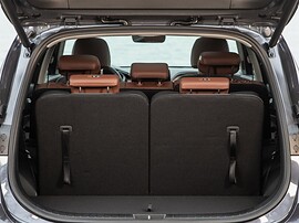 Hyundai Santa Fe (IV поколение рестайлинг, 2020 - 2022 г.в.): Багажник с поднятыми сиденьями третьего ряда