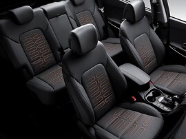 Hyundai Santa Fe (III поколение, 2012 - 2015 г.в.): Салон чёрной кожи, вид сверху