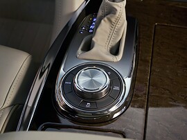 Infiniti QX 5.6 AT