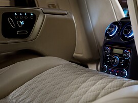 Jaguar XJ седан 3.0 4x4 AT R-Sport