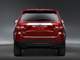 Jeep Grand Cherokee (WK2, 2010 - 2013 г.в.): Сзади в студии