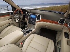 Jeep Grand Cherokee (WK2, 2010 - 2013 г.в.): Салон с видом на побережье