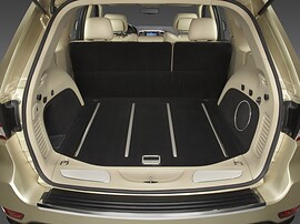 Jeep Grand Cherokee (WK2, 2010 - 2013 г.в.): Пустой багажник