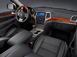 Jeep Grand Cherokee (WK2, 2010 - 2013 г.в.): Передняя часть салона