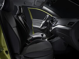 KIA Picanto хэтчбек 5-дв. 1.0 MT Classic: Переднее сиденье и панель приборов