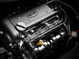 KIA Rio седан (III поколение, 2011 - 2015 г.в.): Моторный отсек сбоку
