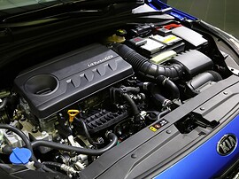 KIA Ceed хэтчбек 5-дв. 1.6 AT Premium: Моторный отсек