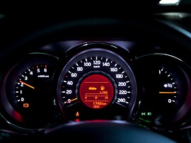 KIA Ceed хэтчбек 5-дв. 1.6 AT Prestige: Приборная панель в тёмном салоне