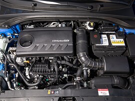 KIA Ceed универсал (III поколение, 2018 - 2021 г.в.): Моторный отсек