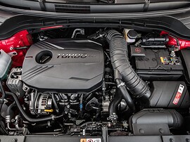 KIA Soul 1.6 AT Classic: Моторный отсек