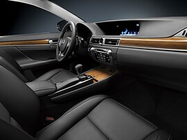 Lexus GS (IV поколение, 2012 - 2015 г.в.): Салон с пассажирской стороны, чёрная кожа