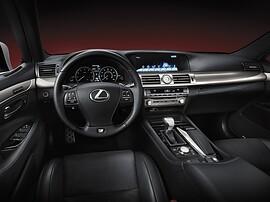 Lexus LS 4.6 AT 460L (Exclusive 5): Передняя часть салона, чёрная кожа