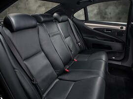 Lexus LS 4.6 AT 460L (Exclusive 5): Задний ряд, чёрная кожа