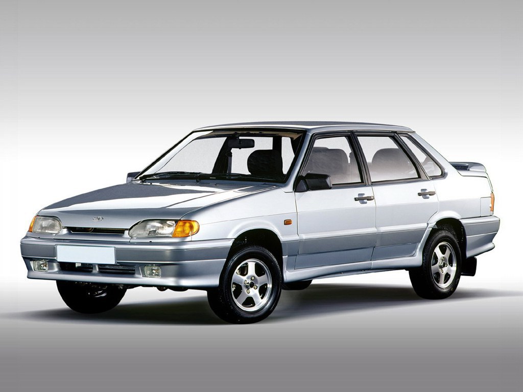 ВАЗ (Lada) Samara (2115) седан (I поколение, 1997 - 2013 г.в.): Вид спереди сбоку в студии