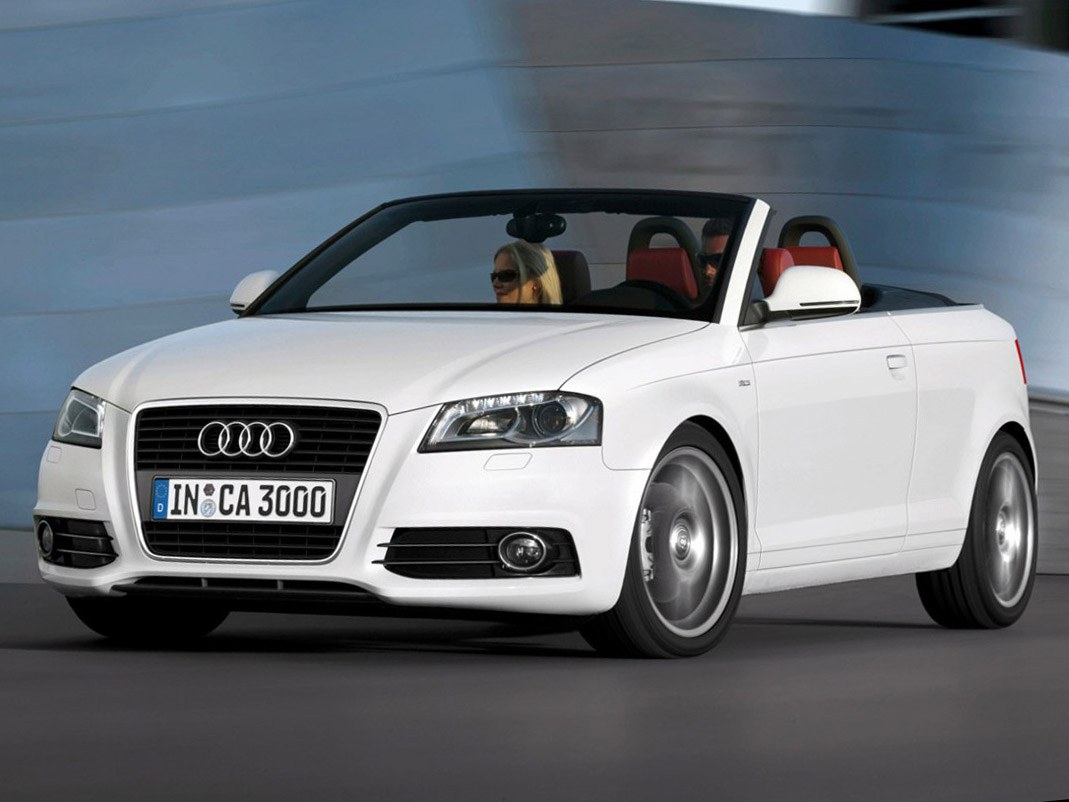 Audi A3 кабриолет 1.8 TFSI AT Attraction: вид спереди сбоку