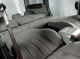 УАЗ Patriot 2.3d MT Comfort: сложенные сиденья