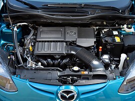 Mazda 2 1.3 MT Direct: двигатель