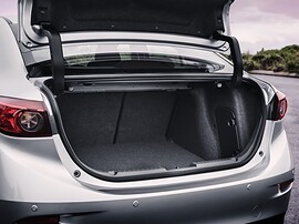 Mazda 3 седан (III поколение рестайлинг, 2016 - 2019 г.в.): багажник