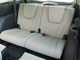 Mazda 5 (III поколение, 2010 - 2015 г.в.): третий ряд сидений