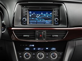 Mazda 6 седан (III поколение, 2012 - 2015 г.в.): мультимедиа и климат-контроль
