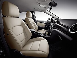 Mercedes-Benz B-Класс 1.6 MT 180: Переднее пассажирское сиденье
